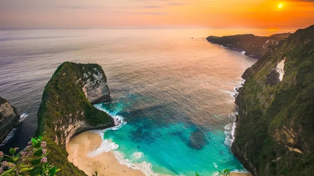 kelingking beach