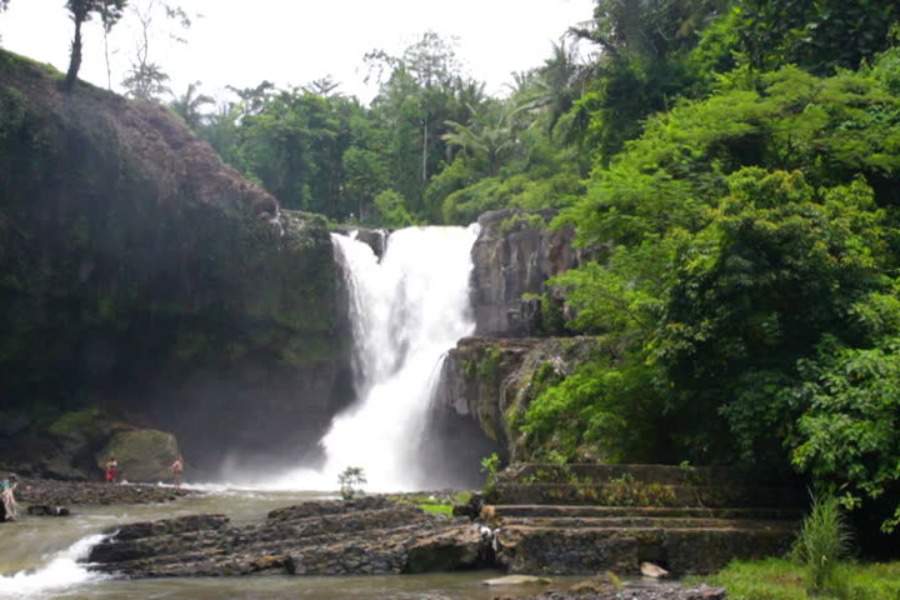 tegenungan-waterfall-bali-tour